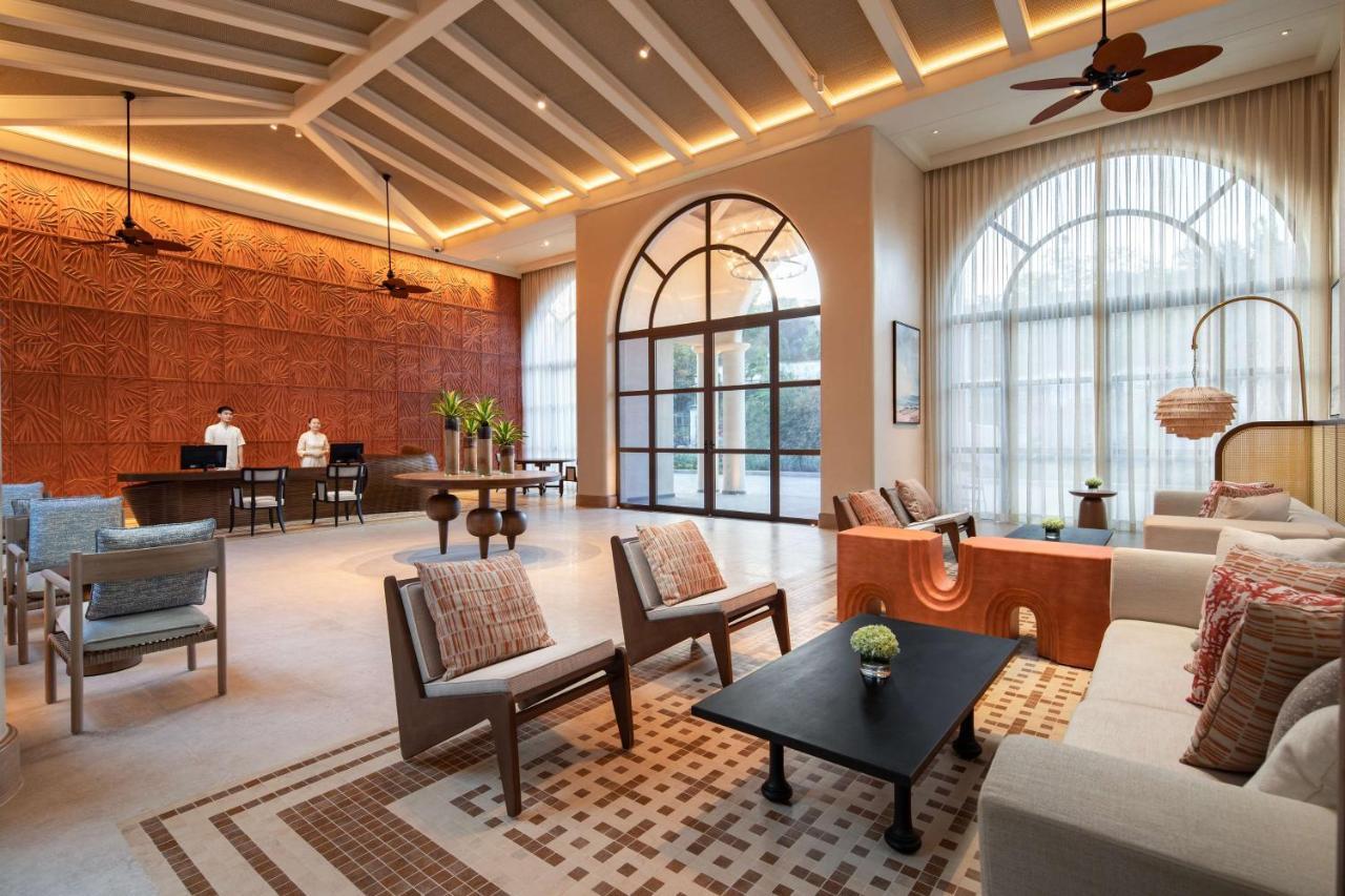Отель Radisson 4*
