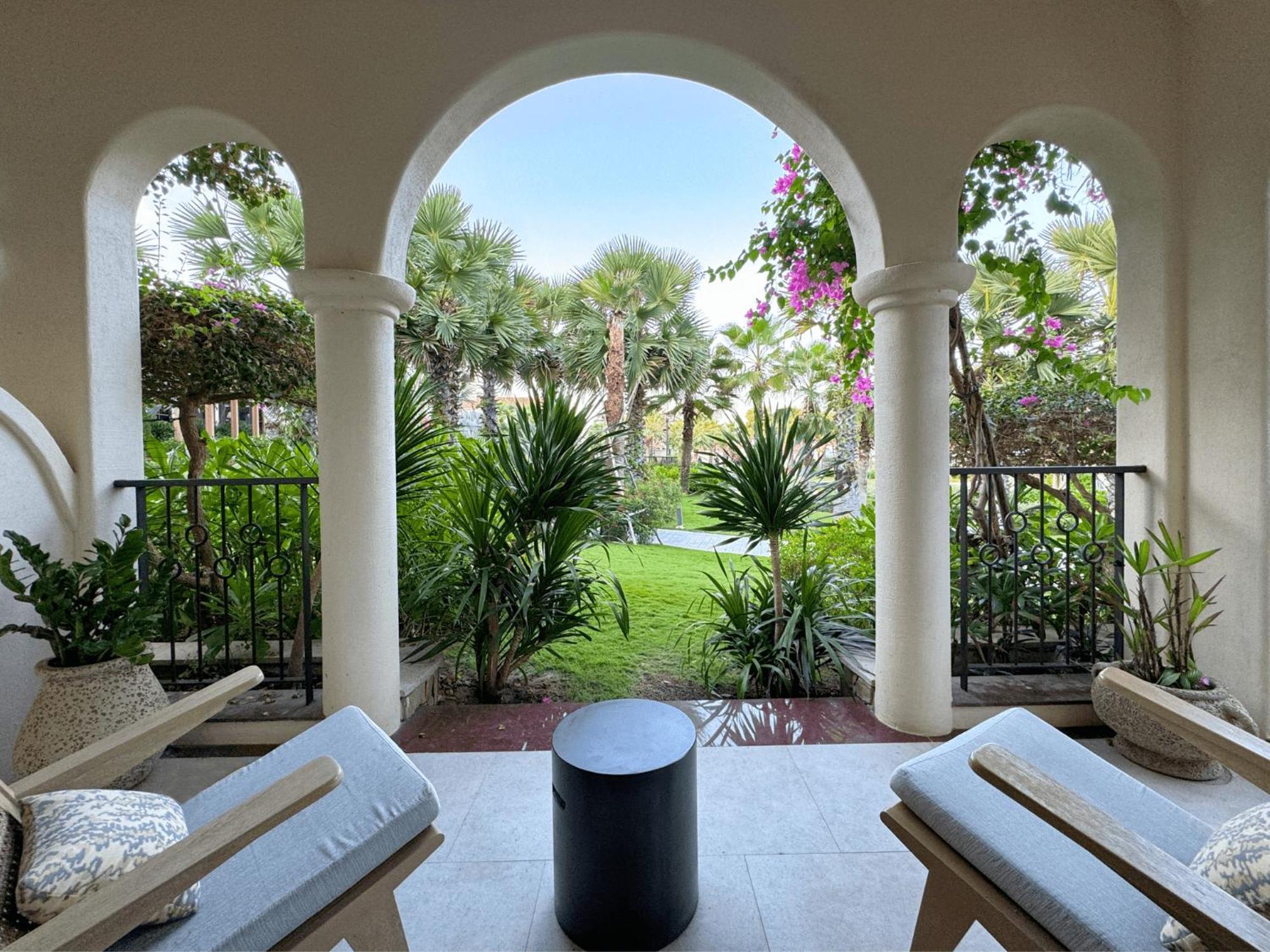 Khách sạn Dưỡng Radisson 4*