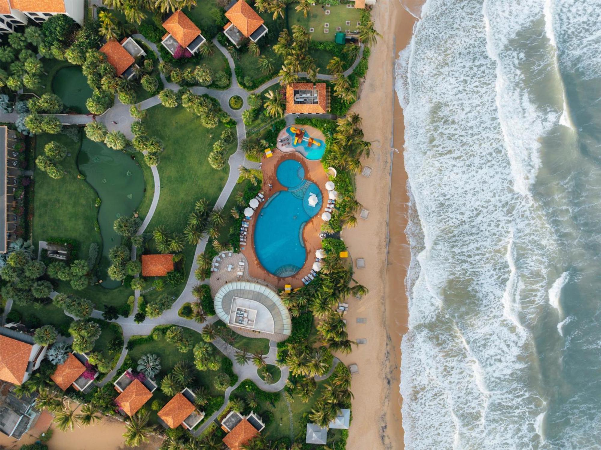 Dưỡng Radisson Khách sạn 4*